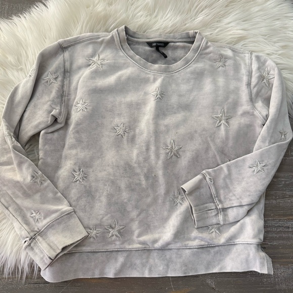 Driftwood Teddy Distressed Grey Pullover Sweatshirt, Embroidered Stars, Small - Picture 3 of 6